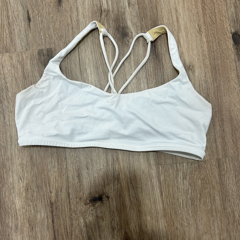lululemon free to be bra (old version)